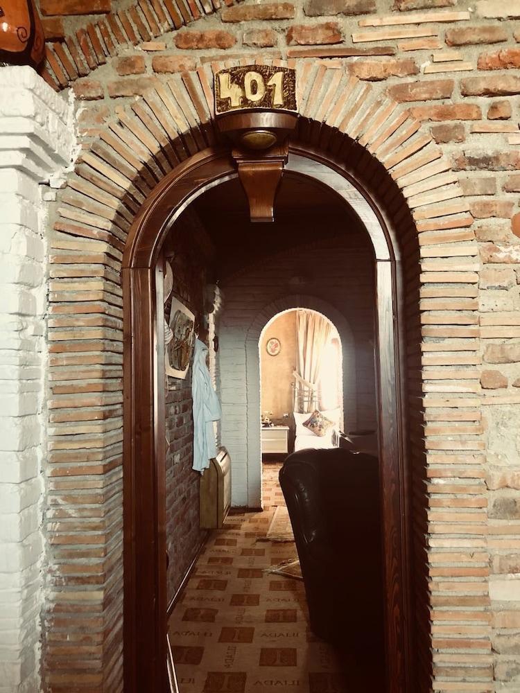 Iliada Hotel Domje